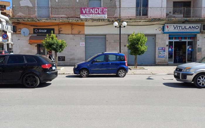 VENDE INDIPENDENTE VIA CHECCHIA RISPOLI
